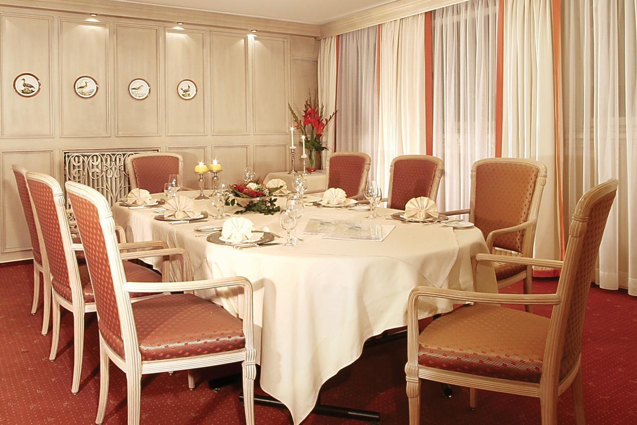 ויינגרטן Hotel Waldhorn מראה חיצוני תמונה