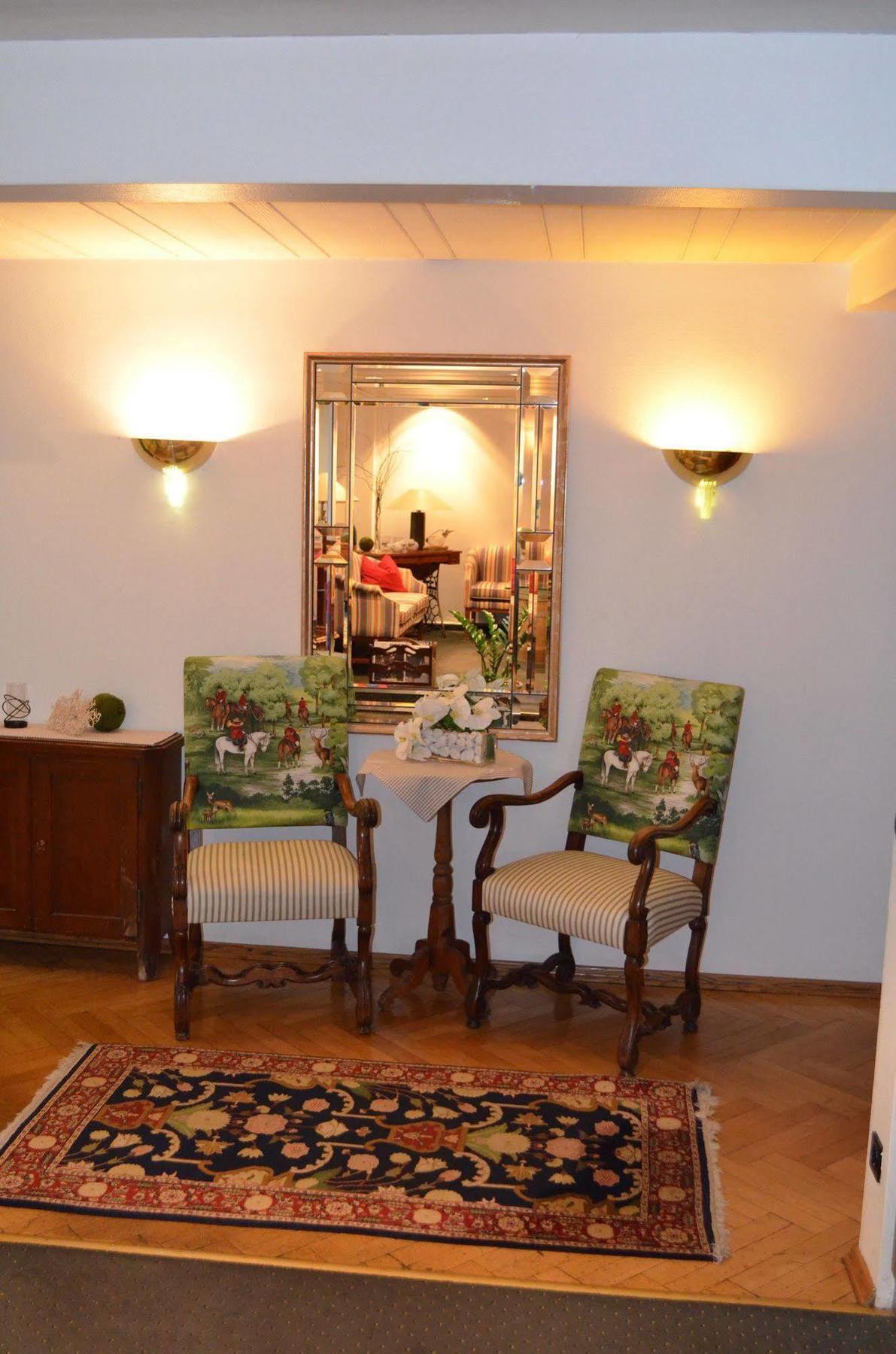 ויינגרטן Hotel Waldhorn מראה חיצוני תמונה